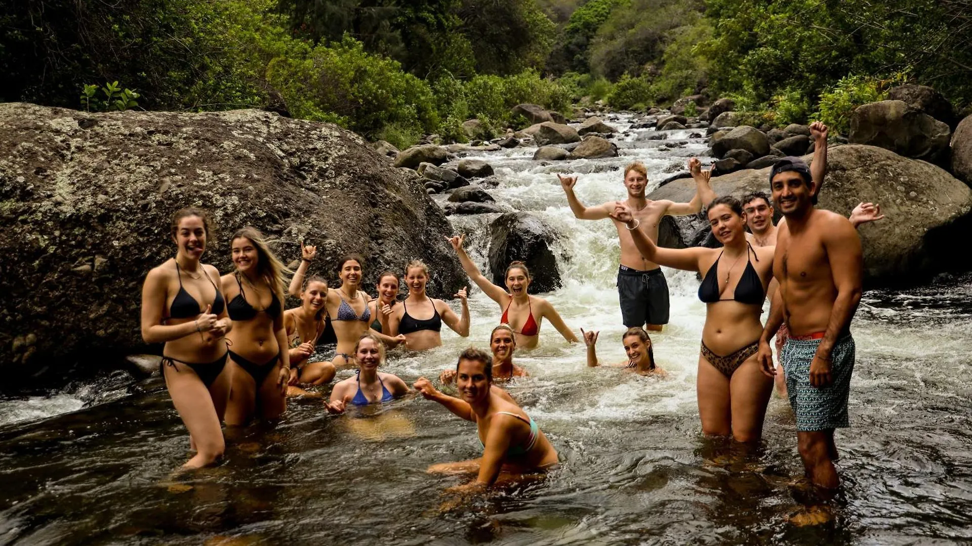 Howzit Hostels Wailuku